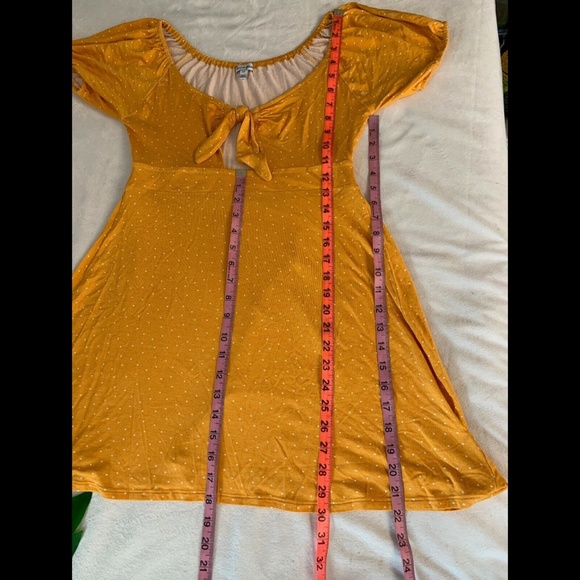 NEW $42 Love, Fire Yellow Polka Dot Keyhole‎ Dress - Picture 8 of 8